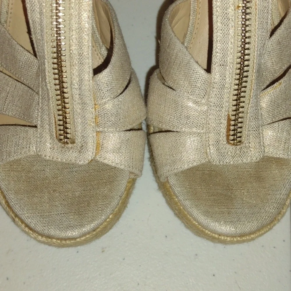 Michael Michael KorsBerkley Wedge Sandals size 6m